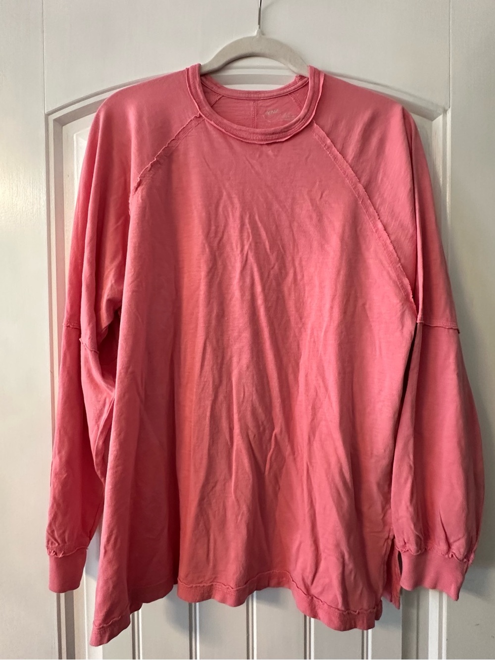 aerie Coral Pink Women’s Crewneck Long Sleeve Tee
